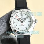 Swiss Copy Breitling Chronomat Automatic GMT 40 2836 White Dial Rubber Bracelet 